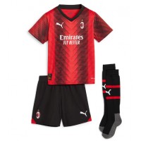 Camiseta AC Milan Malick Thiaw #28 Primera Equipación Replica 2023-24 para niños mangas cortas (+ Pantalones cortos)